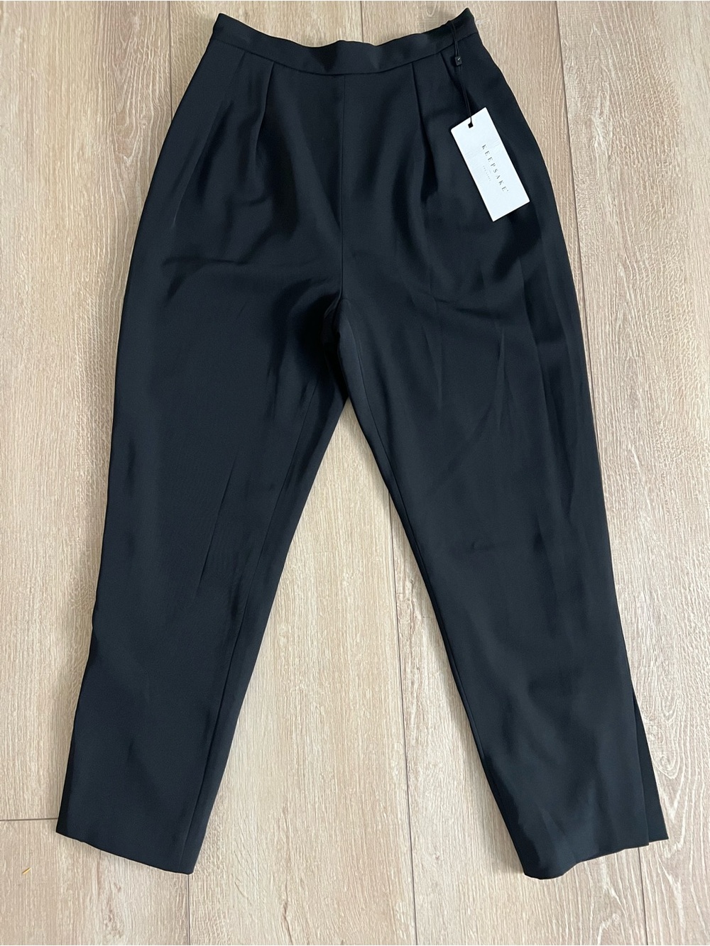 Keepsake the Label Black Tailored Pleated Waist Artline Cropped Trousers size S